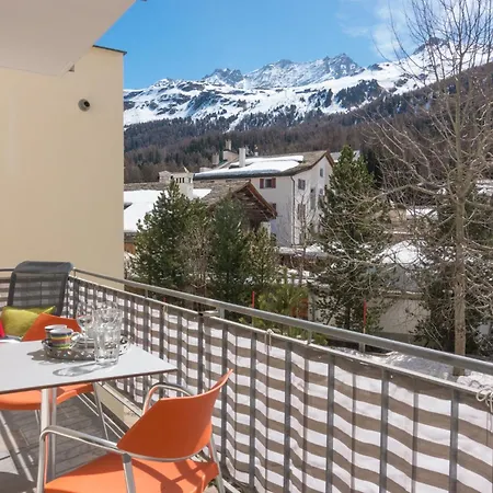 Residenza Alpenrose 15 *